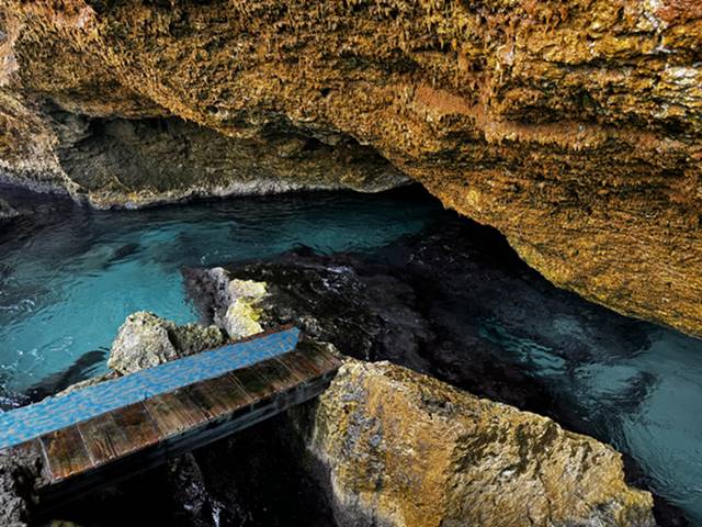 Aruba cave pool photos today