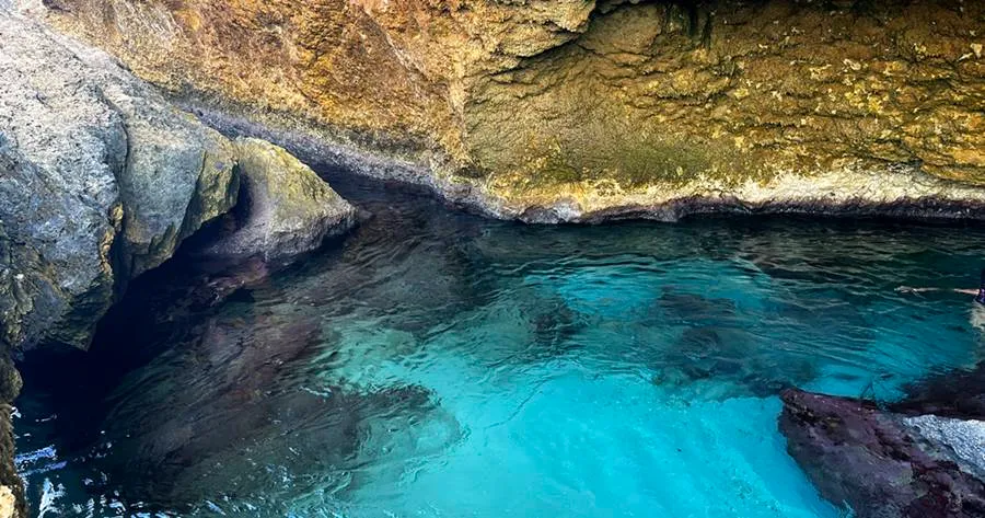 Aruba's cave pool